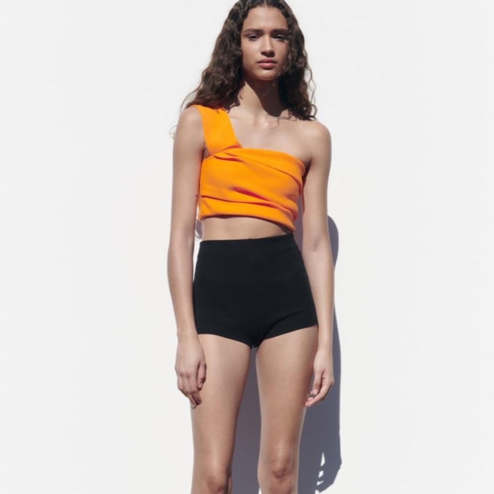NWT Zara asymmetrical crop top *sold out in stores